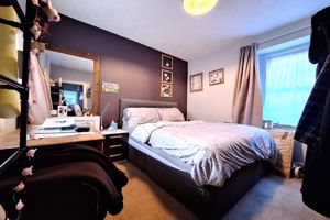 Bedroom- click for photo gallery